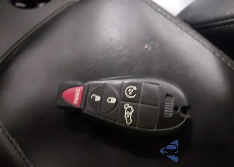 2013 Dodge Durango Crew z USA, uszkodzony, nr VIN 1C4RDJDG2DC692050